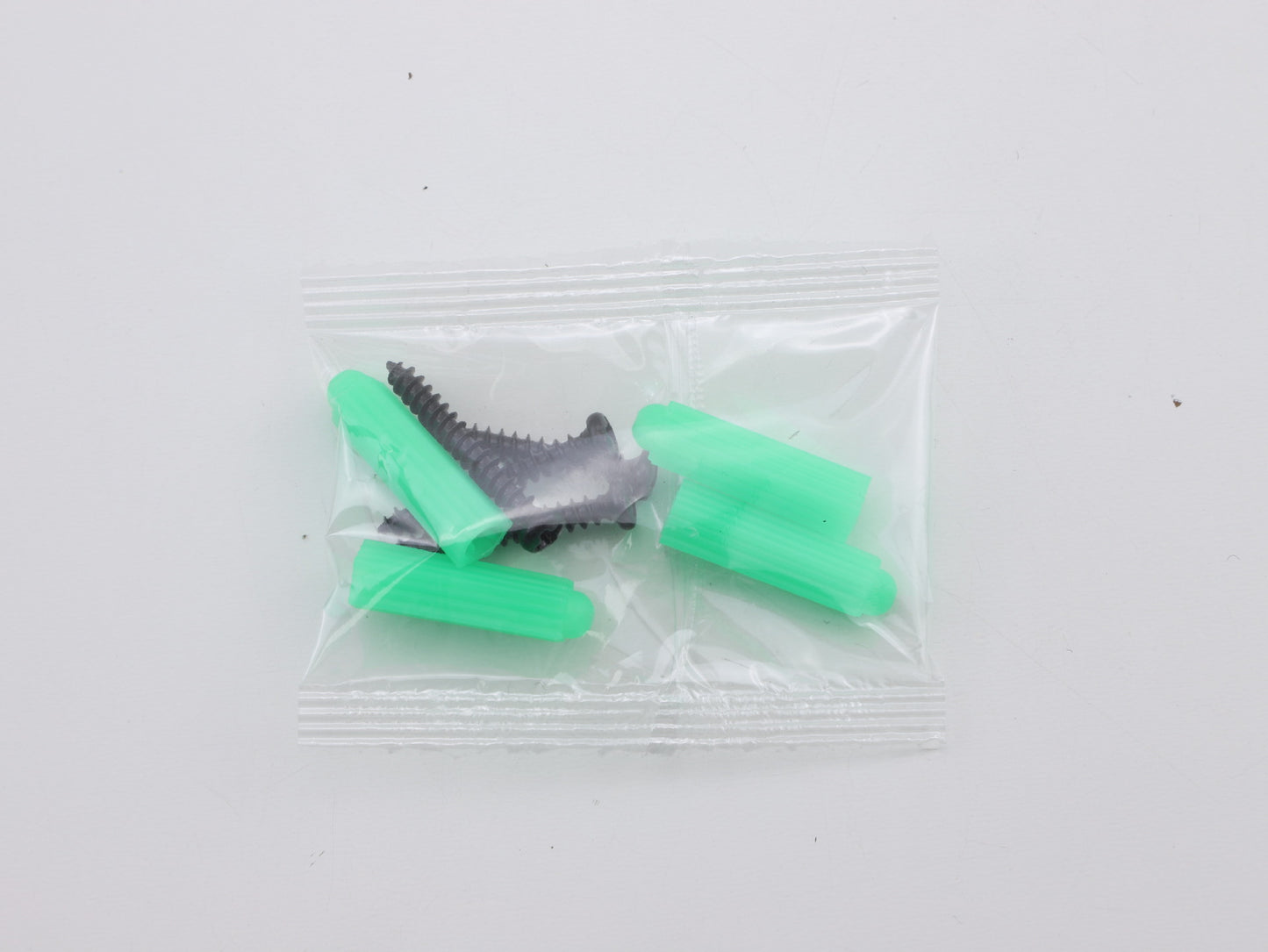 M3.5 Green Plastic Expansion Screw Pack with Self Tapping Screws & Rubber Plugs for Wall Mounting/Cabinet Installation/Shelf Fixing/DIY Home Hardware Projects