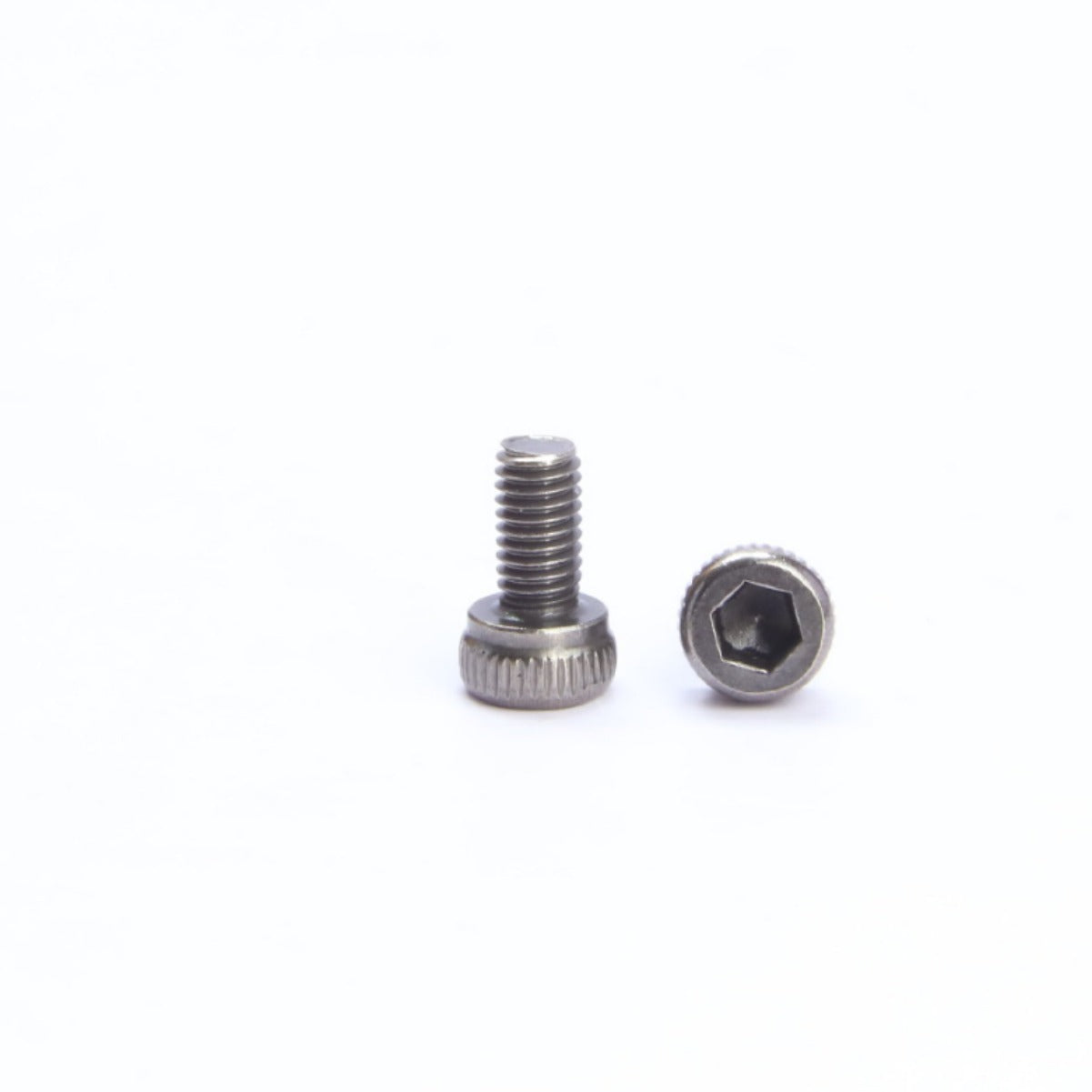 M1.6/M2/M4 Grade 12.9 High Strength Black Nickel-Plated Cup Head Hexagon Screws Cylinder Head Extended Bolts for Industrial Machinery
